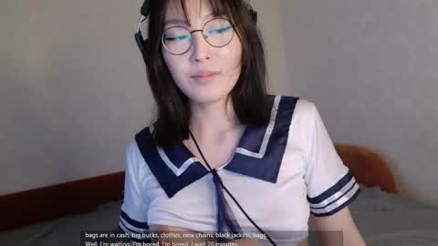 Snapshot of alllinaeve chatting on April 15, 2026, 3:52 pm Alina online show from April 15, 2026, 3:52 pm