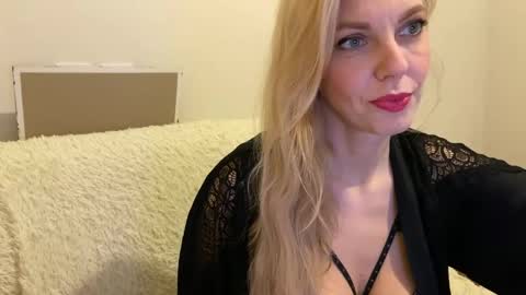 Nika online show from June 3, 2026, 5:07 pm