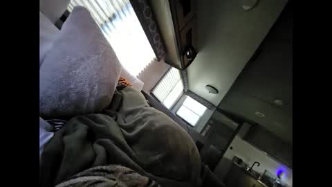 Allnikkiallday1 online show from January 4, 2025, 5:05 pm