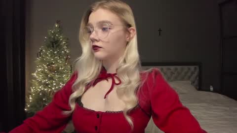 ALOTROPP NOT BABY online show from January 5, 2025, 7:28 pm