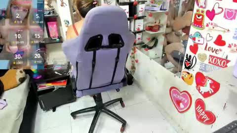 Snapshot of allsson_miller chatting on March 1, 2026, 12:56 am allsson_miller online show from March 1, 2026, 12:56 am