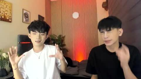 Snapshot of alluring_alpha chatting on November 11, 2025, 7:03 pm kim and josh online show from November 11, 2025, 7:03 pm