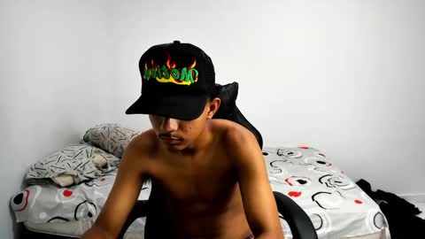 Snapshot of alluringangel0 chatting on September 14, 2025, 3:38 am alluringangel0 online show from September 14, 2025, 3:38 am