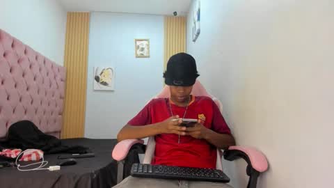 alluringangel01 online show from November 28, 2025, 4:15 am