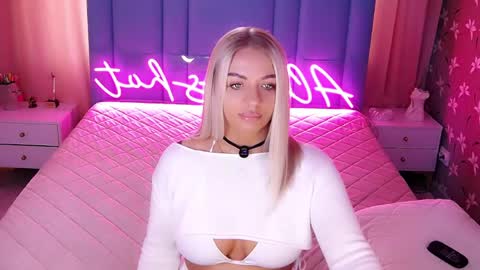 AlwaysHot online show from April 1, 2026, 2:56 am