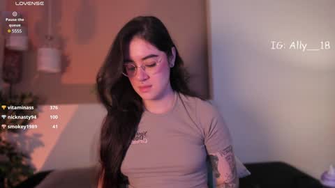 Snapshot of ally_addams chatting on December 28, 2024, 6:28 am Ally online show from December 28, 2024, 6:28 am