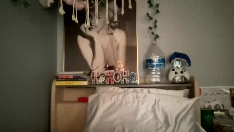 Snapshot of allyanalangel chatting on December 26, 2024, 1:10 pm allyanalangel online show from December 26, 2024, 1:10 pm