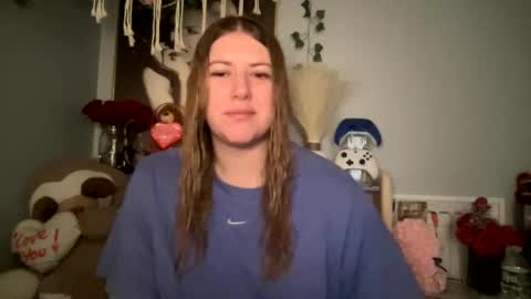 Snapshot of allyanalangel chatting on February 16, 2025, 1:38 pm allyanalangel online show from February 16, 2025, 1:38 pm