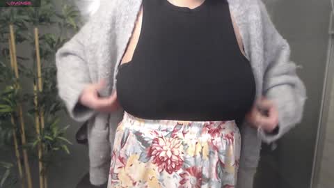 Snapshot of allyiah chatting on January 13, 2025, 10:03 pm online show from January 13, 2025, 10:03 pm