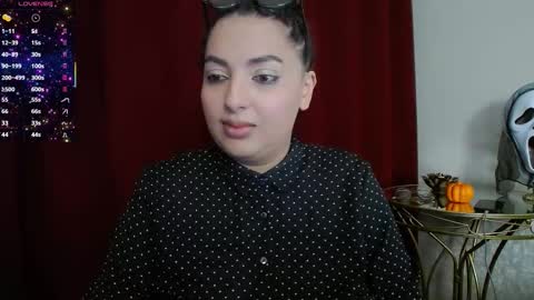 Snapshot of allyiah chatting on October 18, 2025, 4:52 pm online show from October 18, 2025, 4:52 pm