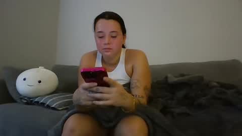 Snapshot of allylove2626 chatting on November 17, 2025, 1:00 am allylove2626 online show from November 17, 2025, 1:00 am