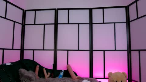 Snapshot of allys_secret chatting on April 17, 2026, 7:44 am Call me Ally online show from April 17, 2026, 7:44 am