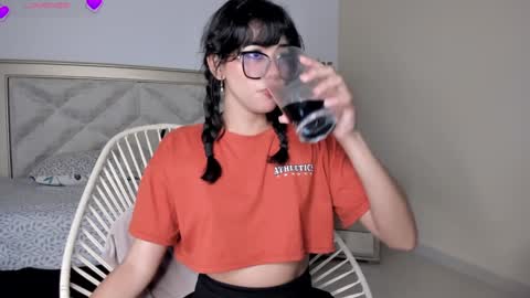 Allyson 3 online show from January 28, 2025, 10:34 pm