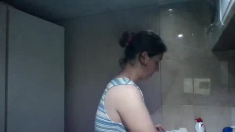 Snapshot of alma_amy chatting on March 7, 2025, 8:00 pm Alma online show from March 7, 2025, 8:00 pm