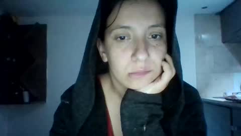 Snapshot of alma_amy chatting on October 21, 2025, 8:42 pm Alma online show from October 21, 2025, 8:42 pm