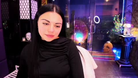 Snapshot of alma_pearl chatting on January 12, 2025, 1:05 pm Alma online show from January 12, 2025, 1:05 pm