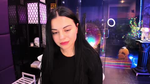 Snapshot of alma_pearl chatting on January 25, 2025, 11:55 am Alma online show from January 25, 2025, 11:55 am