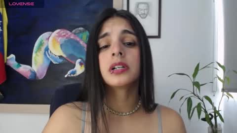 Snapshot of alma_sweet chatting on December 4, 2024, 5:44 pm Arhantxa online show from December 4, 2024, 5:44 pm