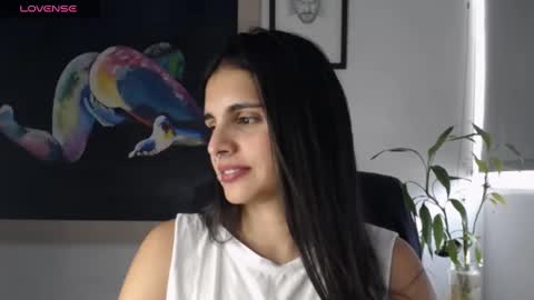 Snapshot of alma_sweet chatting on December 5, 2024, 8:00 pm Arhantxa online show from December 5, 2024, 8:00 pm