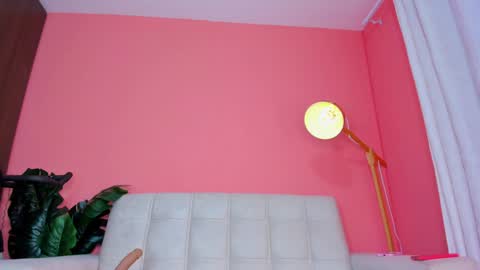 Snapshot of almacastillo2 chatting on January 22, 2025, 1:31 am Alma Castillo online show from January 22, 2025, 1:31 am