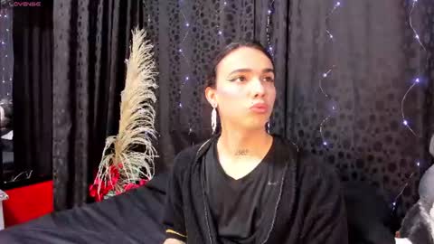 Snapshot of almazz_ chatting on June 15, 2026, 4:04 am Santy online show from June 15, 2026, 4:04 am