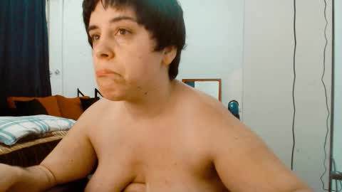 Almond online show from March 29, 2026, 2:44 am