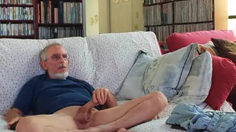 almost 9 online show from February 21, 2026, 3:35 pm