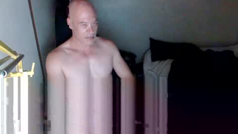 Snapshot of almostanything4u chatting on February 9, 2025, 11:47 am almostanything4u online show from February 9, 2025, 11:47 am