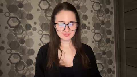 Snapshot of almostinnocent_ chatting on September 25, 2025, 10:13 pm Anna online show from September 25, 2025, 10:13 pm