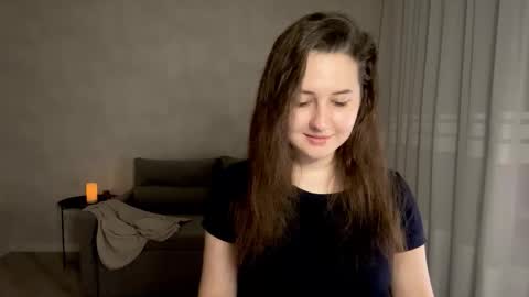 Snapshot of almostinnocent_ chatting on October 22, 2025, 8:52 pm Anna online show from October 22, 2025, 8:52 pm