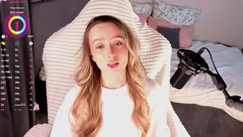 Lia online show from February 28, 2026, 3:07 am