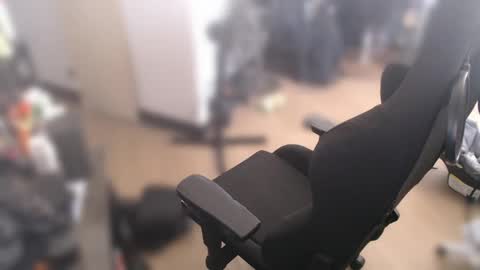 simplyfaded online show from January 5, 2025, 9:25 pm