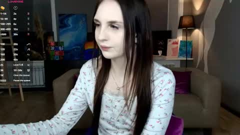 Alona online show from July 10, 2026, 8:11 pm