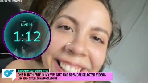 Snapshot of alondra_on_fire chatting on July 4, 2026, 4:02 pm Alondra Suarez online show from July 4, 2026, 4:02 pm