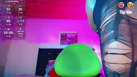 alondragill_ online show from March 26, 2026, 5:13 am