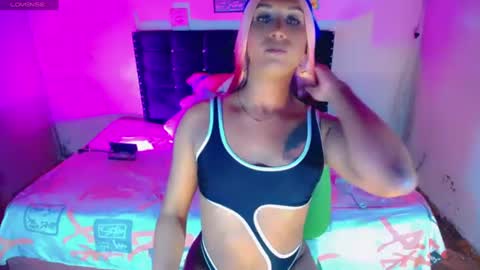 Snapshot of alondragill_ chatting on July 9, 2026, 10:47 pm alondragill_ online show from July 9, 2026, 10:47 pm