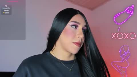 Snapshot of alonehazel chatting on October 13, 2025, 2:22 am Hazel Bowie online show from October 13, 2025, 2:22 am