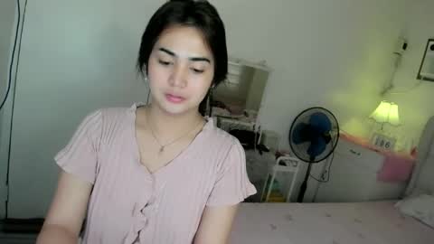 alovelydollnica online show from March 6, 2026, 4:09 am