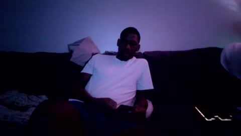Snapshot of aloysiuz chatting on July 11, 2026, 2:25 am Aloysius online show from July 11, 2026, 2:25 am