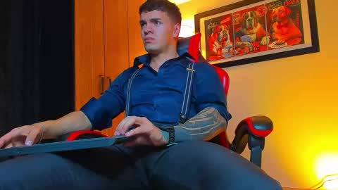 alpha_dominus_ online show from November 16, 2025, 3:56 am