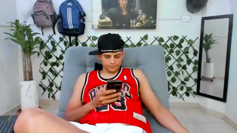 Snapshot of alpha_pprs chatting on December 3, 2024, 7:00 pm Alpha pprs online show from December 3, 2024, 7:00 pm