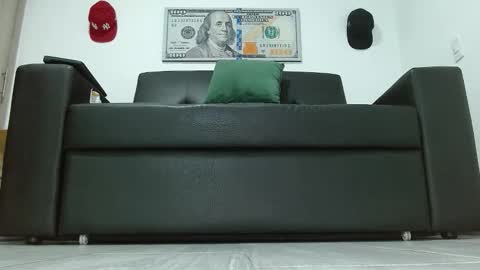 Snapshot of alpha_pprs chatting on December 18, 2025, 11:33 pm Alpha pprs online show from December 18, 2025, 11:33 pm