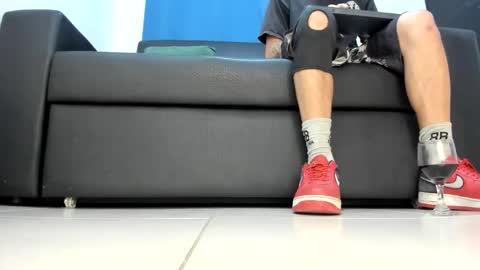 Snapshot of alpha_smit chatting on October 16, 2025, 8:21 pm alpha smit online show from October 16, 2025, 8:21 pm