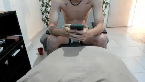 Snapshot of alpha_smit chatting on October 28, 2025, 9:50 pm alpha smit online show from October 28, 2025, 9:50 pm