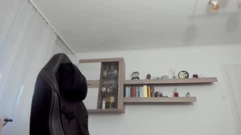 Andi online show from November 14, 2025, 2:16 pm