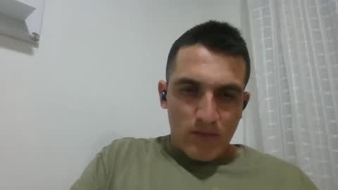 Snapshot of alphadesire69 chatting on October 28, 2025, 2:04 am AlphaDesire69 online show from October 28, 2025, 2:04 am