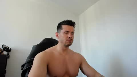 Snapshot of alphagodleatherking92 chatting on May 27, 2026, 12:35 pm LeatherMaster online show from May 27, 2026, 12:35 pm
