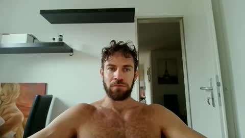 alphah_hunk online show from October 13, 2025, 10:37 am