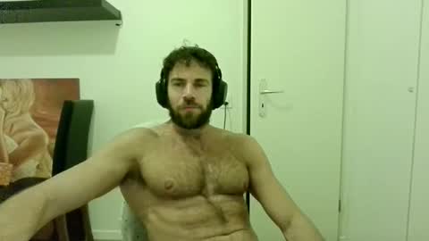alphah_hunk online show from October 18, 2025, 7:36 pm