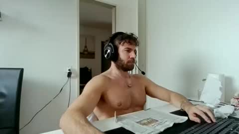 alphah_hunk online show from January 12, 2026, 12:21 pm